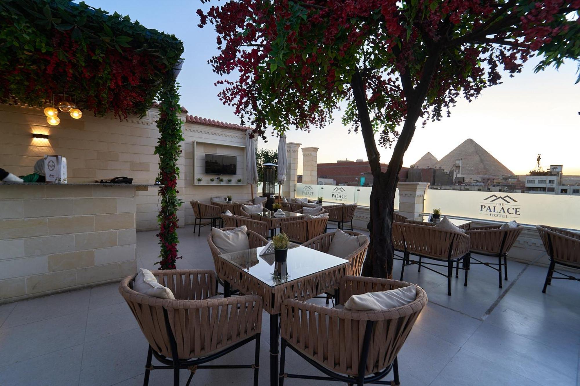The Palace Pyramids Hotel Nazlet el-Sîsi Dış mekan fotoğraf